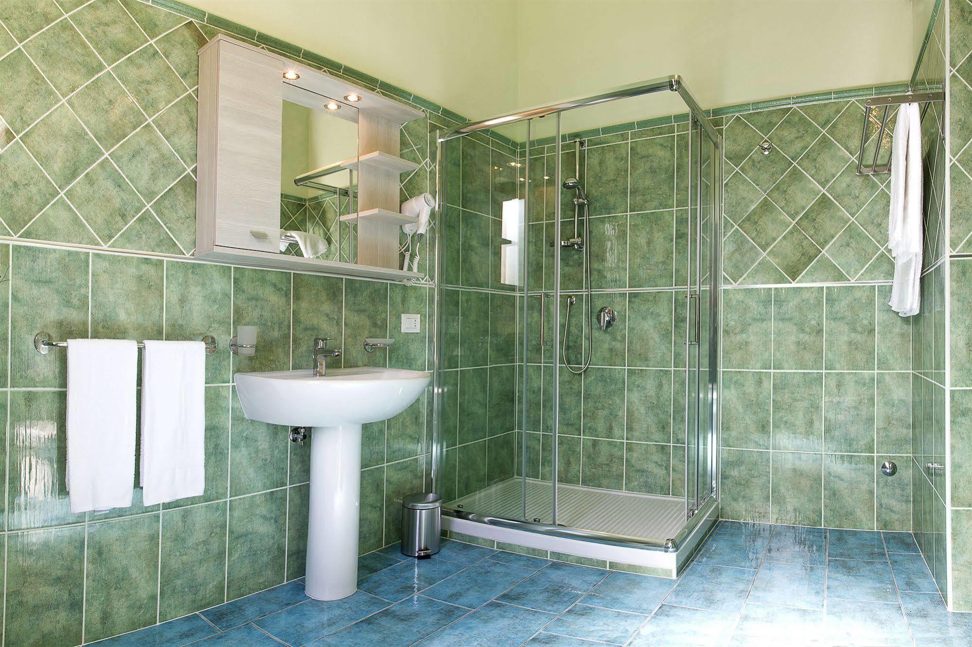 Albergo Stazione Sapri Dış mekan fotoğraf
